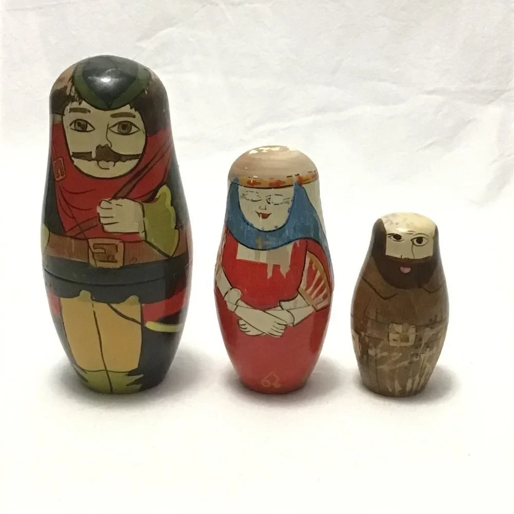 🌷Vintage Wooden Robinhood Stacking Dolls